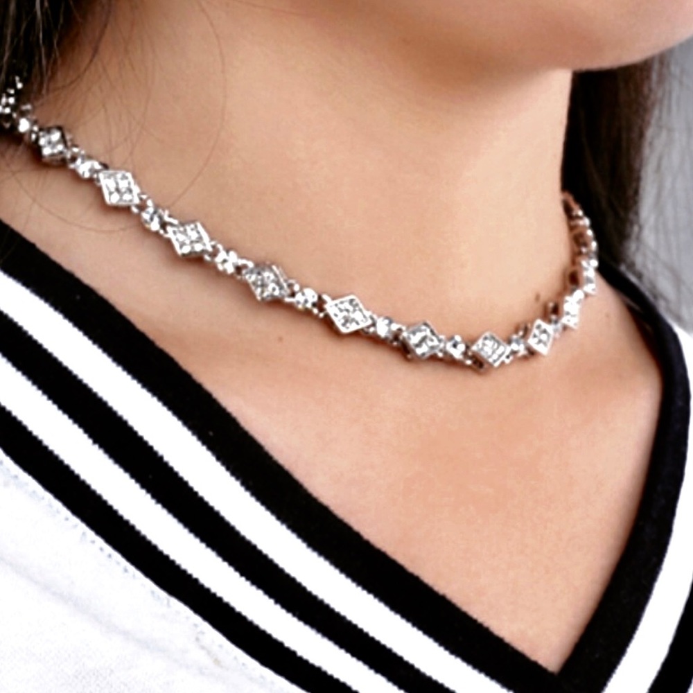 ✨ Australian Crystal Silver Choker✨ - Picture 1 of 5